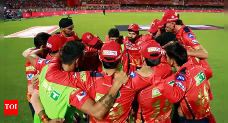 Intense IPL Showdown: Mumbai Indians Clash with Punjab Kings for Playoff Positioning!