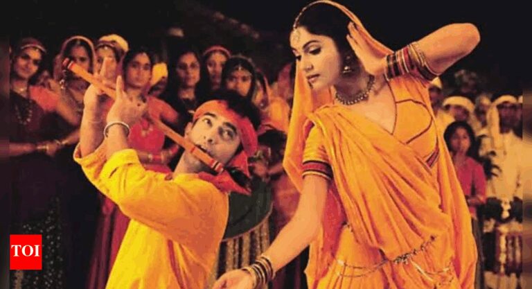 Academy Takes Fans on a Nostalgic Journey with Iconic 'Lagaan' Song 'Radha Kaise Na Jale'