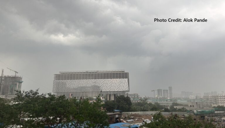 Severe Thunderstorm Warning: IMD Predicts Lightning and High Winds in Pune and Chhatrapati Sambhajinagar!