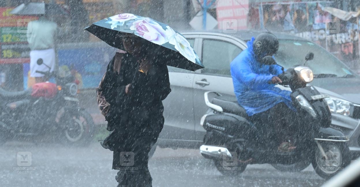 Severe Weather Warning: Red Alert for Heavy Rain in 5 Kerala Districts Today! Stay Prepared!