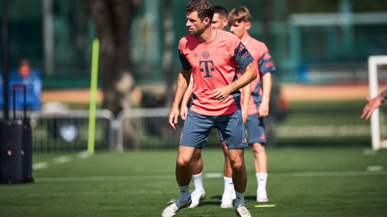 End of an Era: Should Thomas Müller Continue His Football Journey in the USA After Bayern?