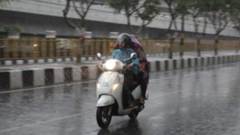 Severe Thunderstorm and Rain Alert Issued for Over 45 Districts in UP Today