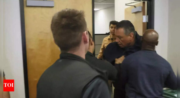 Senator Alex Padilla Forcibly Removed from Noem’s Press Conference: A Disturbing Attack on Democracy?