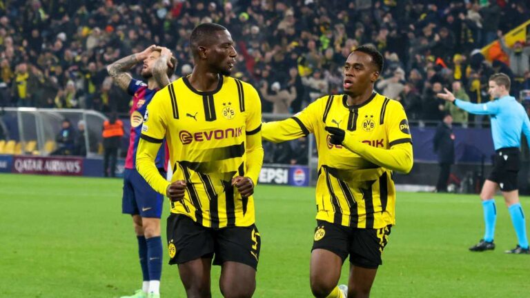 Chelsea's Pursuit of BVB Star Jamie Gittens: Will He Leave Before Club World Cup?