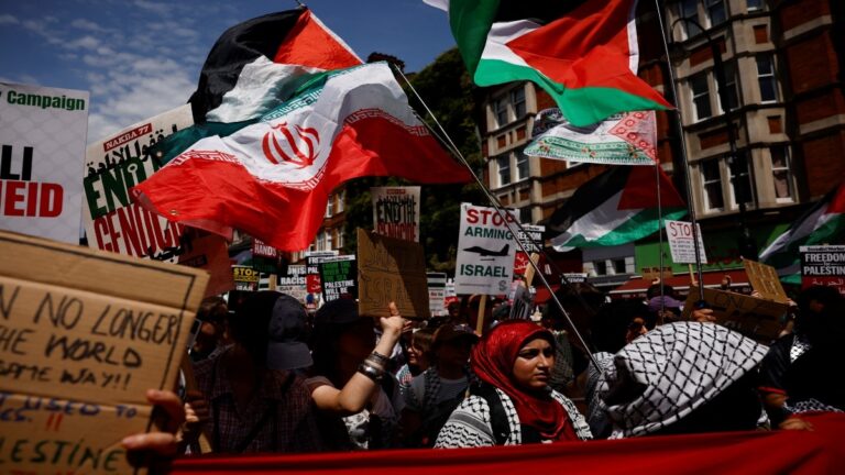 Massive Pro-Palestinian Protests Erupt in London and Across Europe Calling for an End to Gaza Conflict